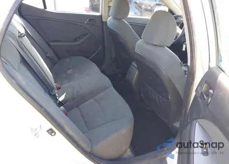 2015 Kia Optima Lx z USA, uszkodzony, nr VIN KNAGM4A74F5648438